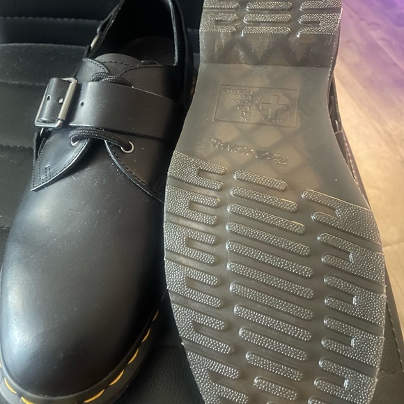 Dr.Martens Henree Oxfords - Picture 2 of 4